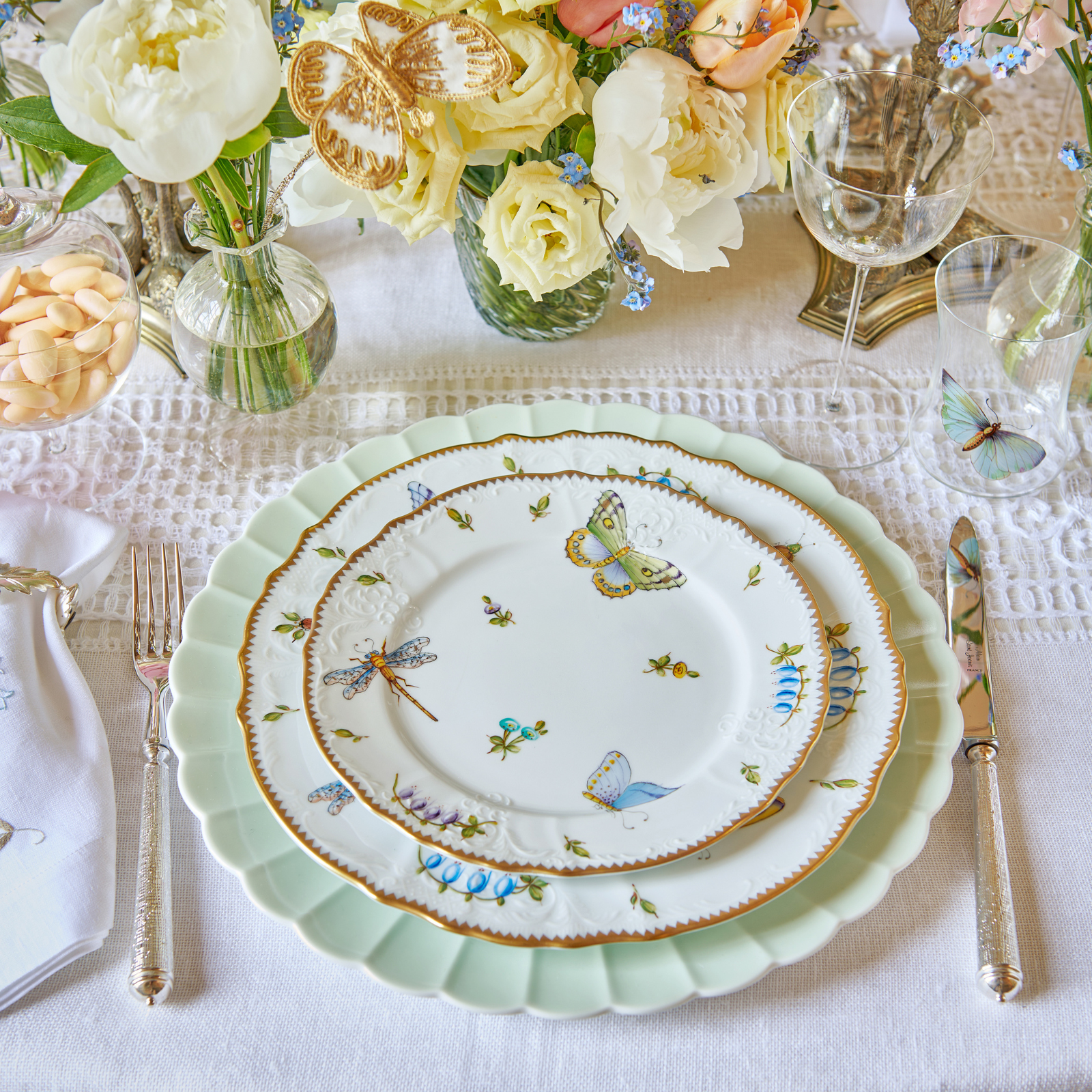 Assiette de présentation festonnée melon verte 32 cm